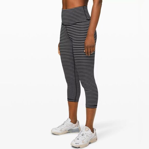 Lululemon Wunder Under Crop Parallel
Stripe rare Black White; size 4 - Picture 7 of 11